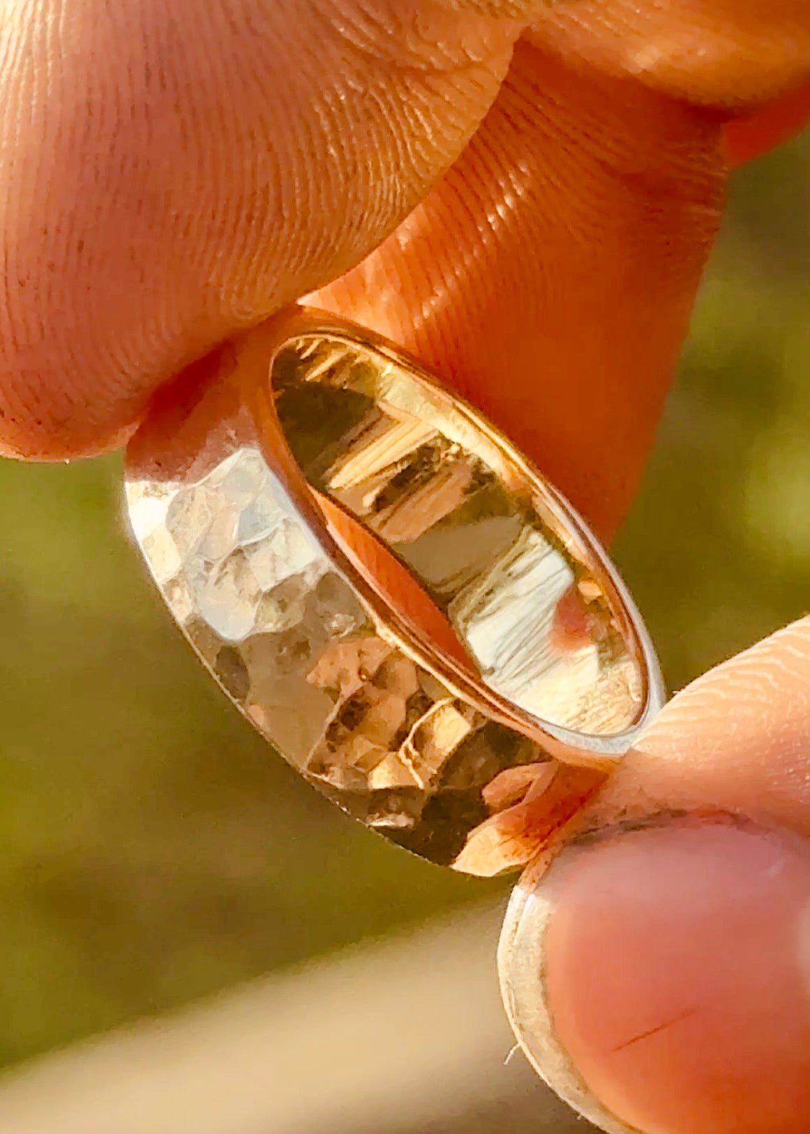 Gold Hammered Band 7mm