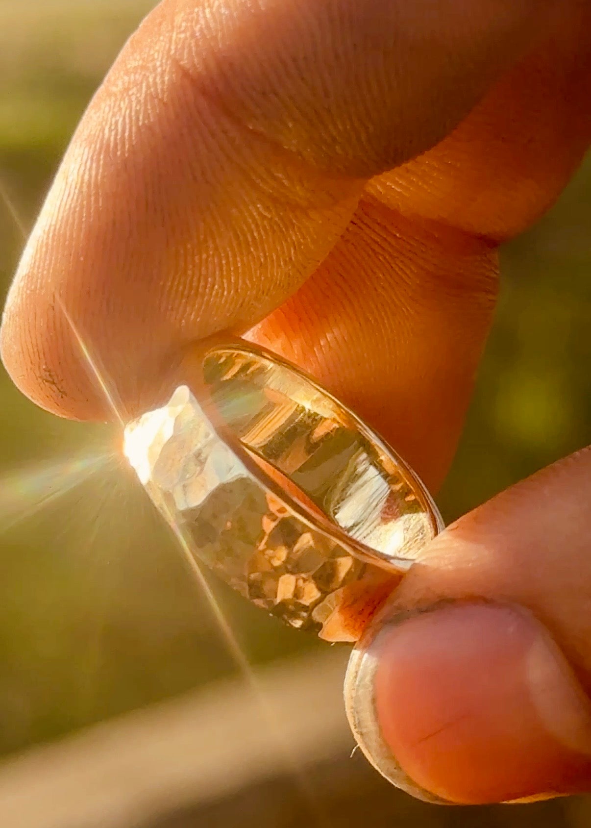 Gold Hammered Band 7mm