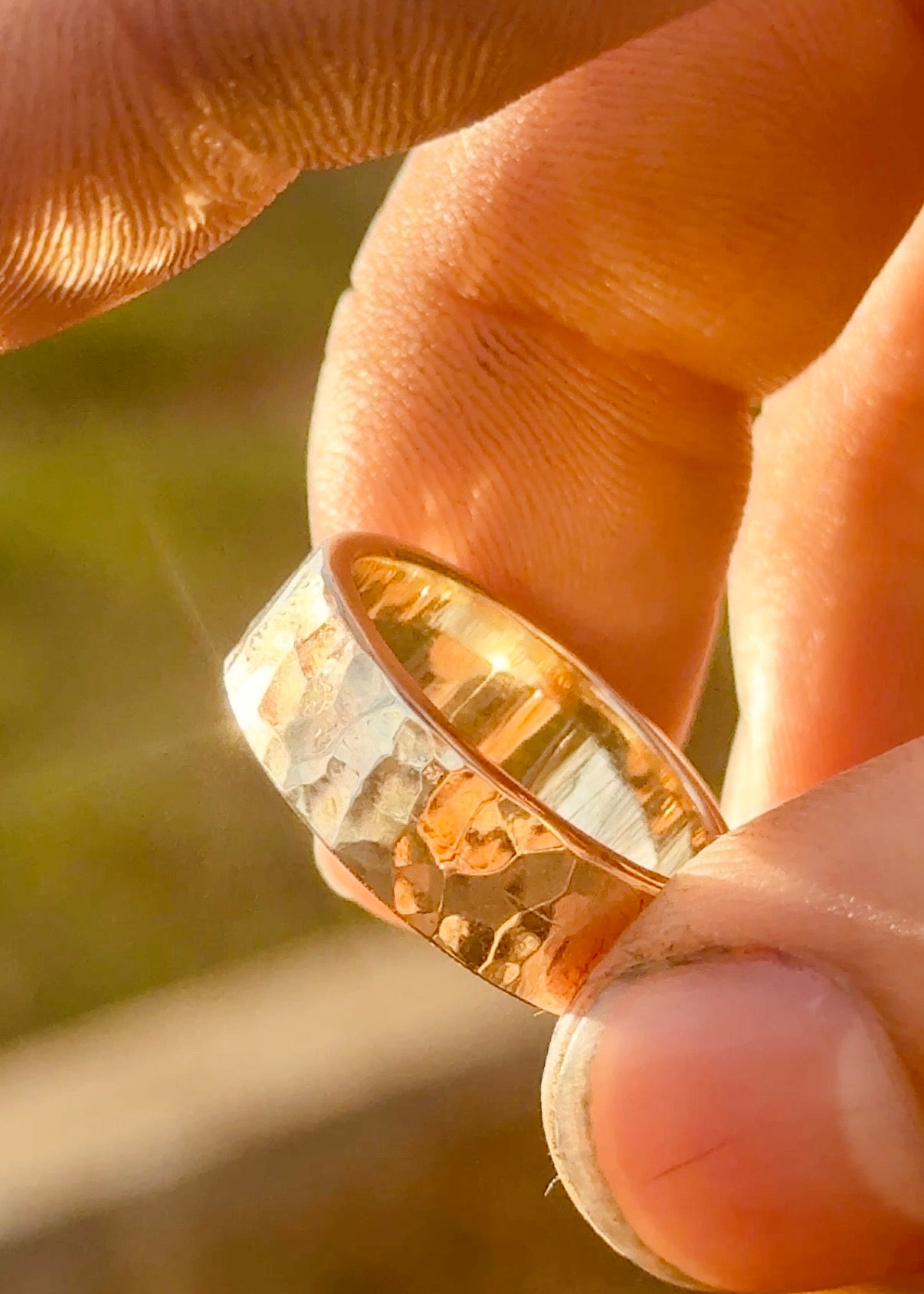 Gold Hammered Band 7mm