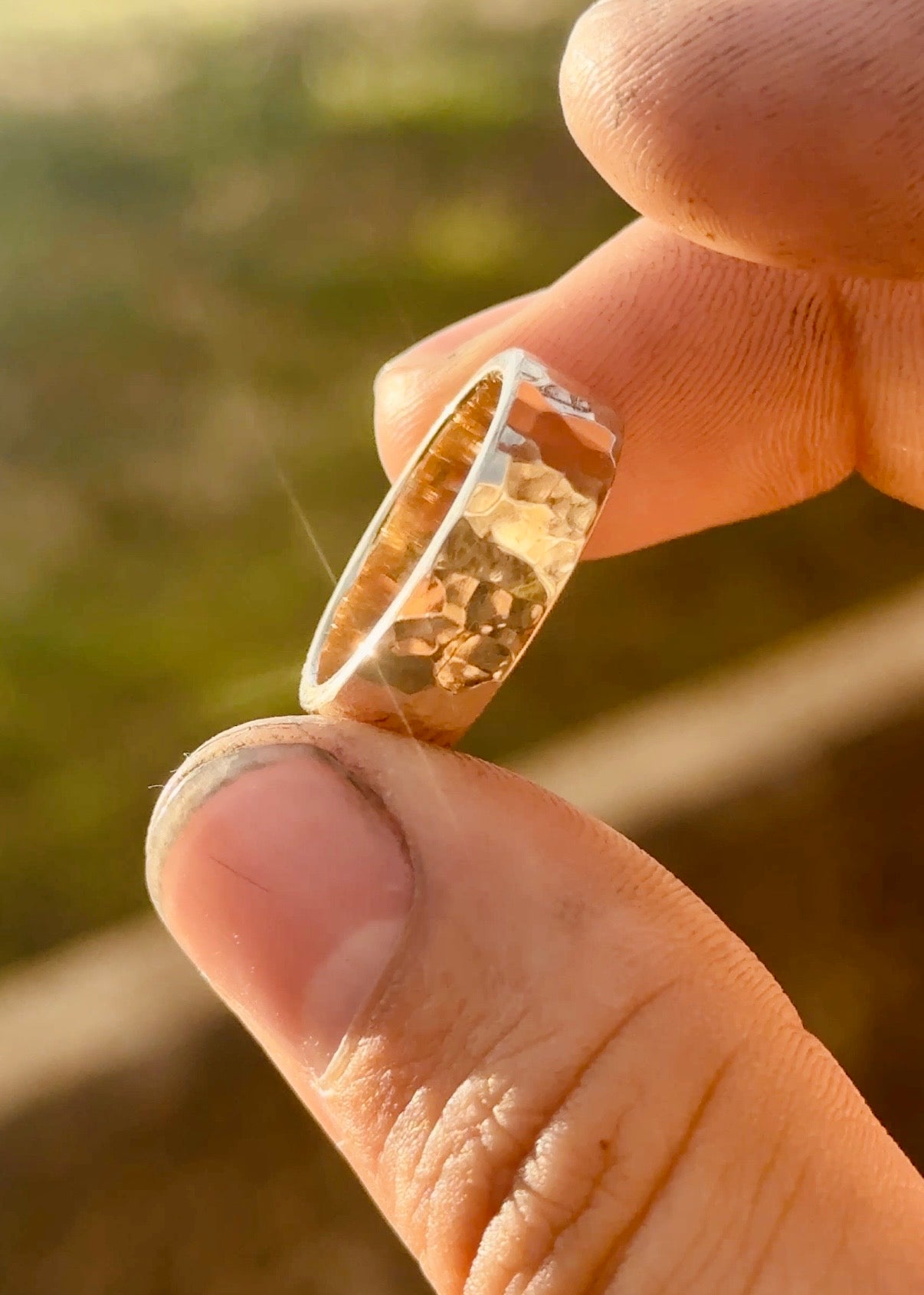 Gold Hammered Band 7mm