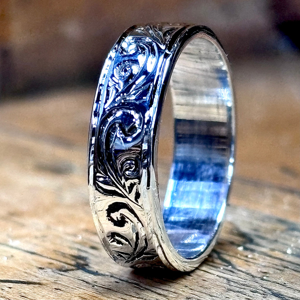 14k Hand-Engraved Band