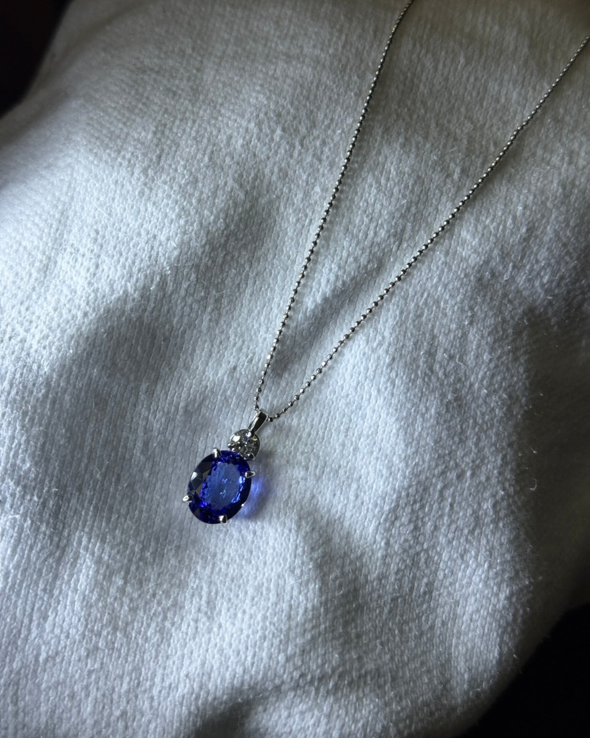 Tanzanite Pendant 14k White Gold